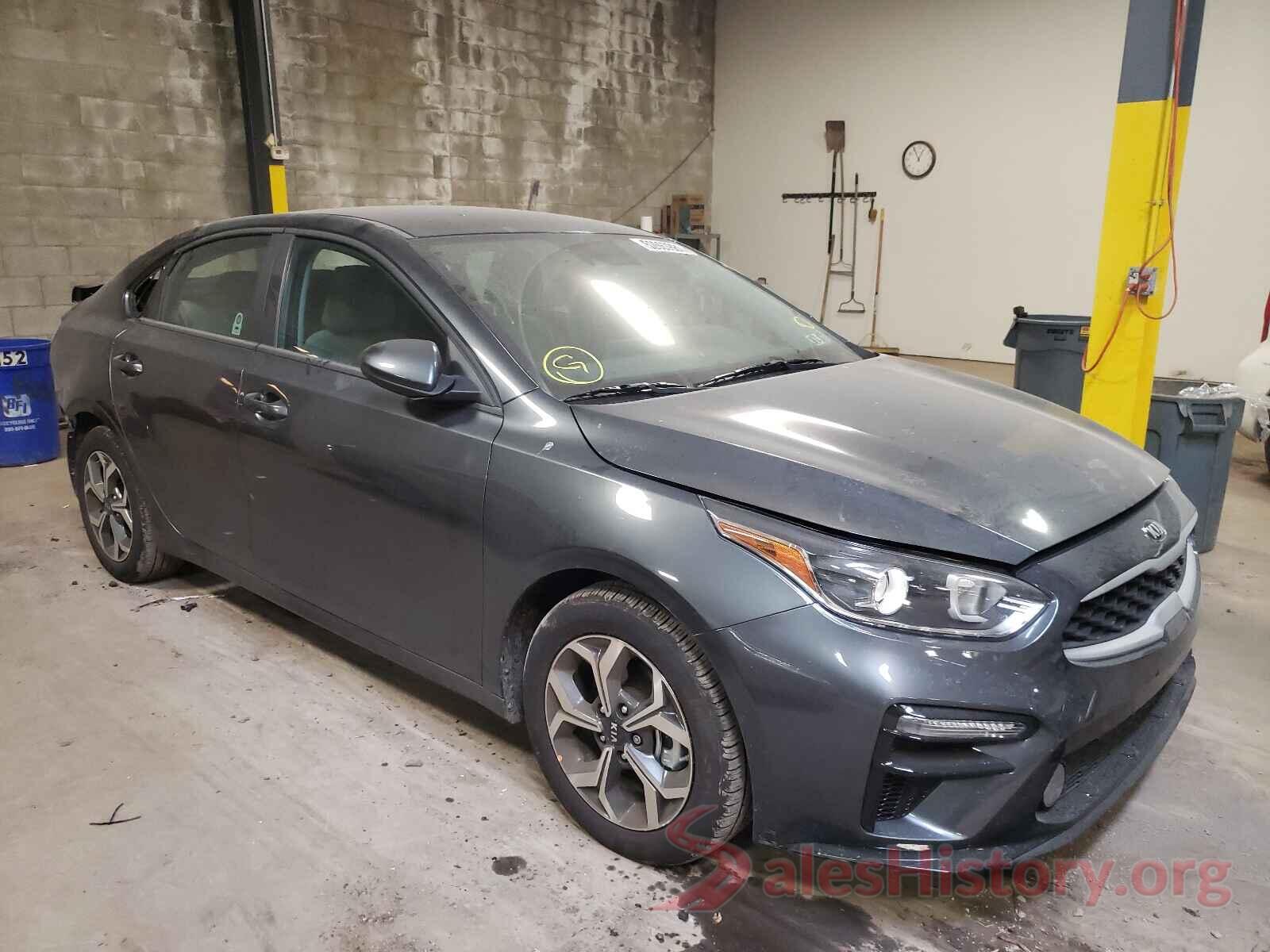 3KPF24AD3ME356145 2021 KIA FORTE