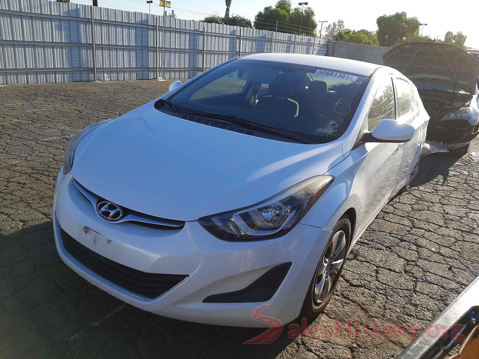 5NPDH4AE1GH696540 2016 HYUNDAI ELANTRA