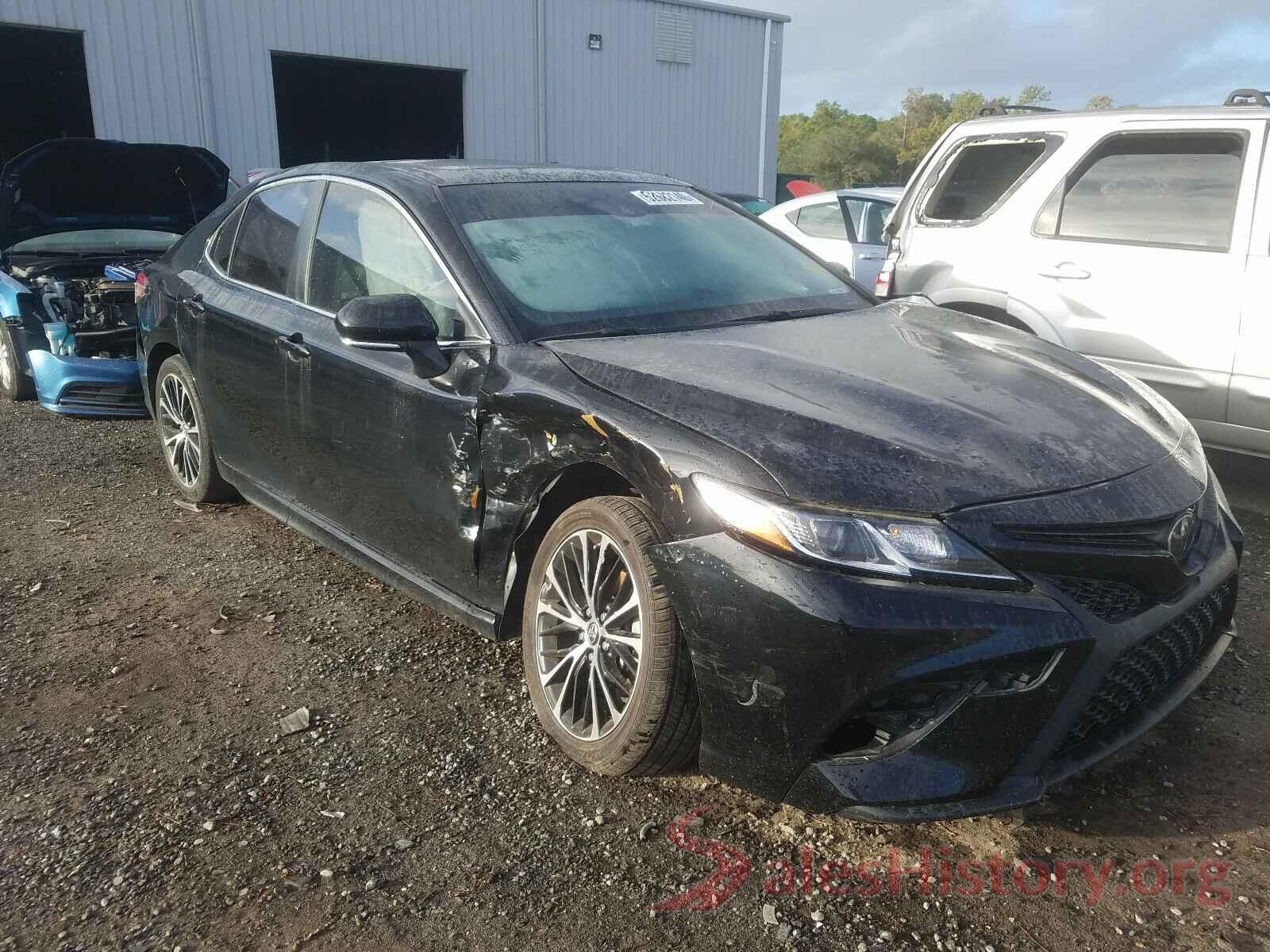 JTNB11HK3J3048573 2018 TOYOTA CAMRY