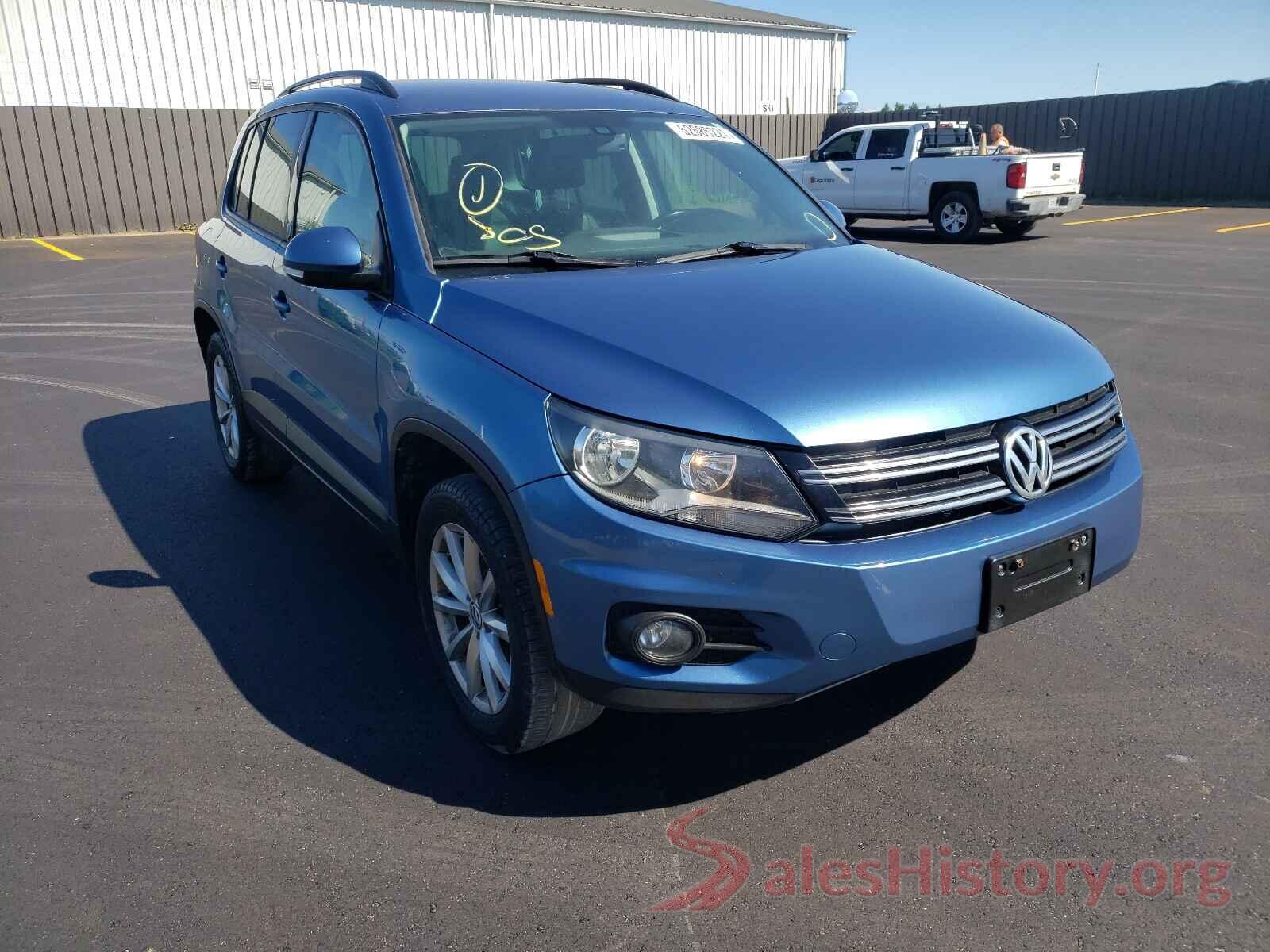 WVGNV7AX9HK023638 2017 VOLKSWAGEN TIGUAN