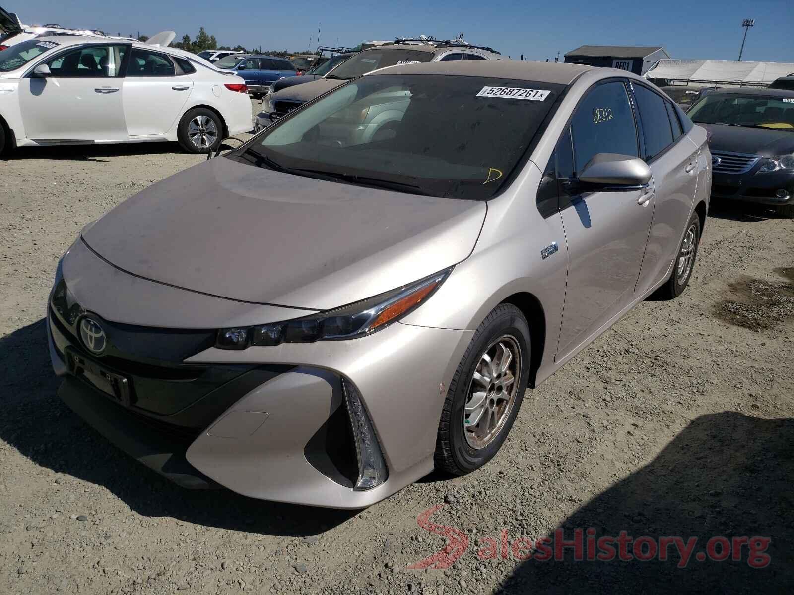 JTDKARFP8J3091520 2018 TOYOTA PRIUS