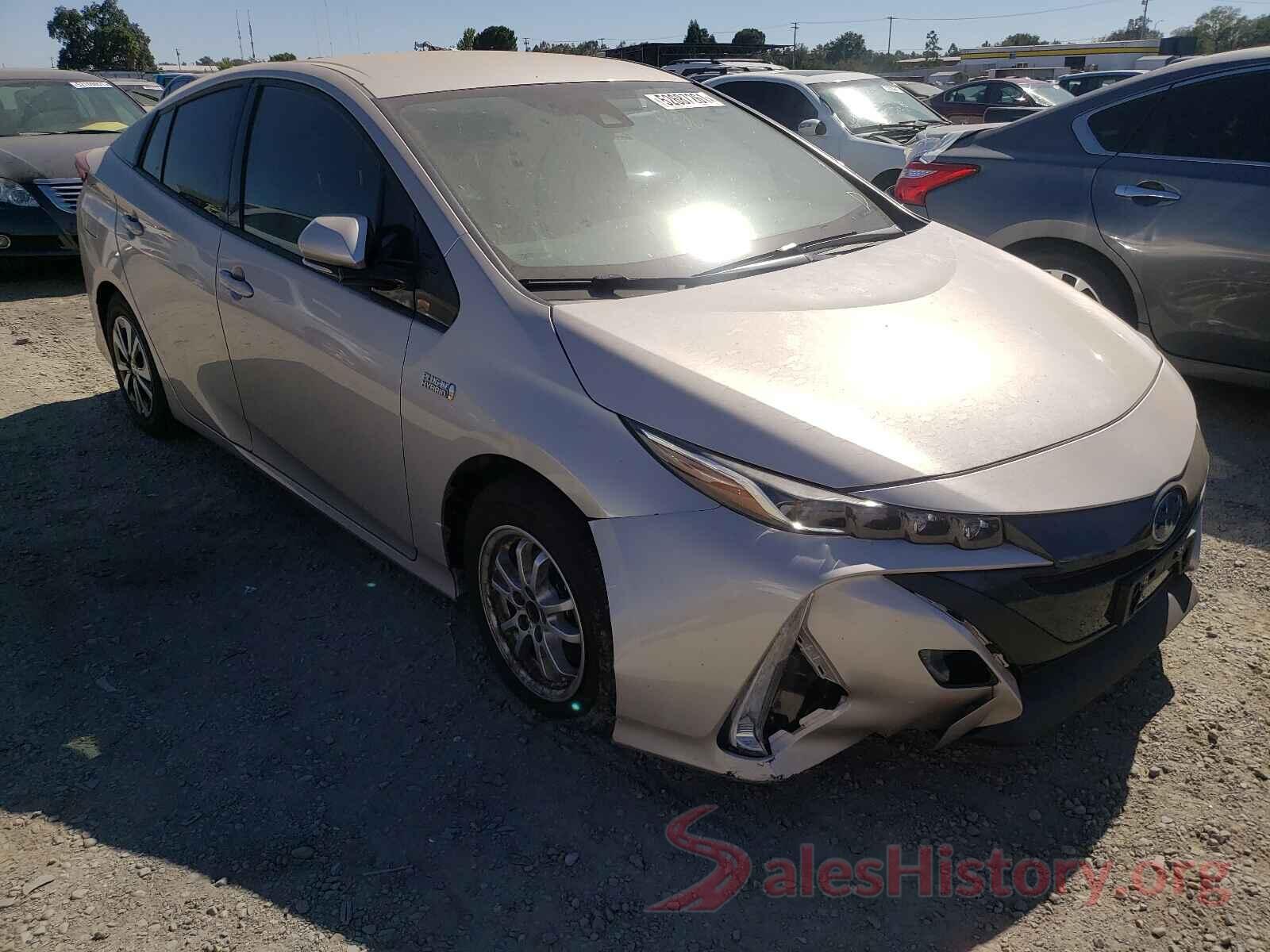 JTDKARFP8J3091520 2018 TOYOTA PRIUS