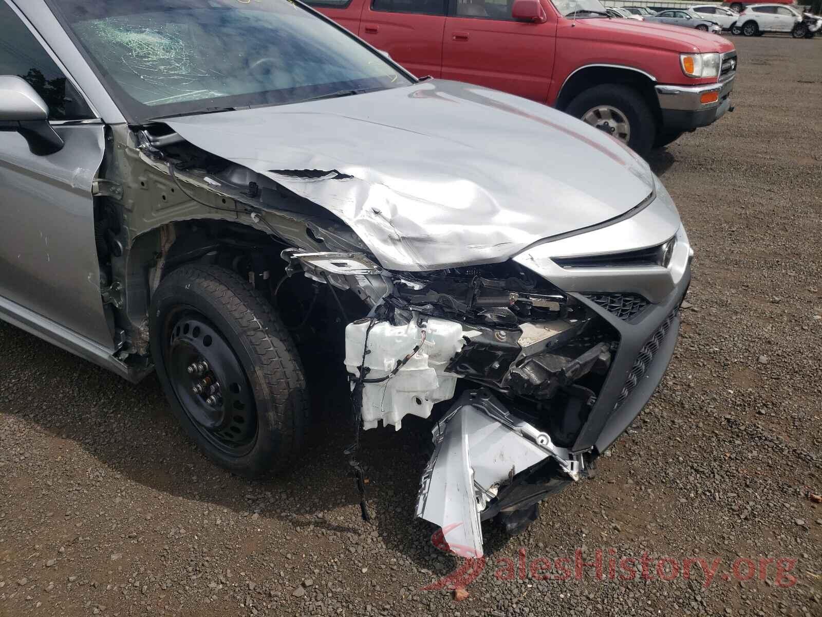 4T1B11HKXJU530127 2018 TOYOTA CAMRY