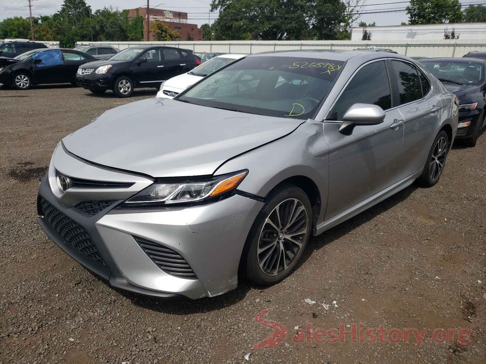 4T1B11HKXJU530127 2018 TOYOTA CAMRY