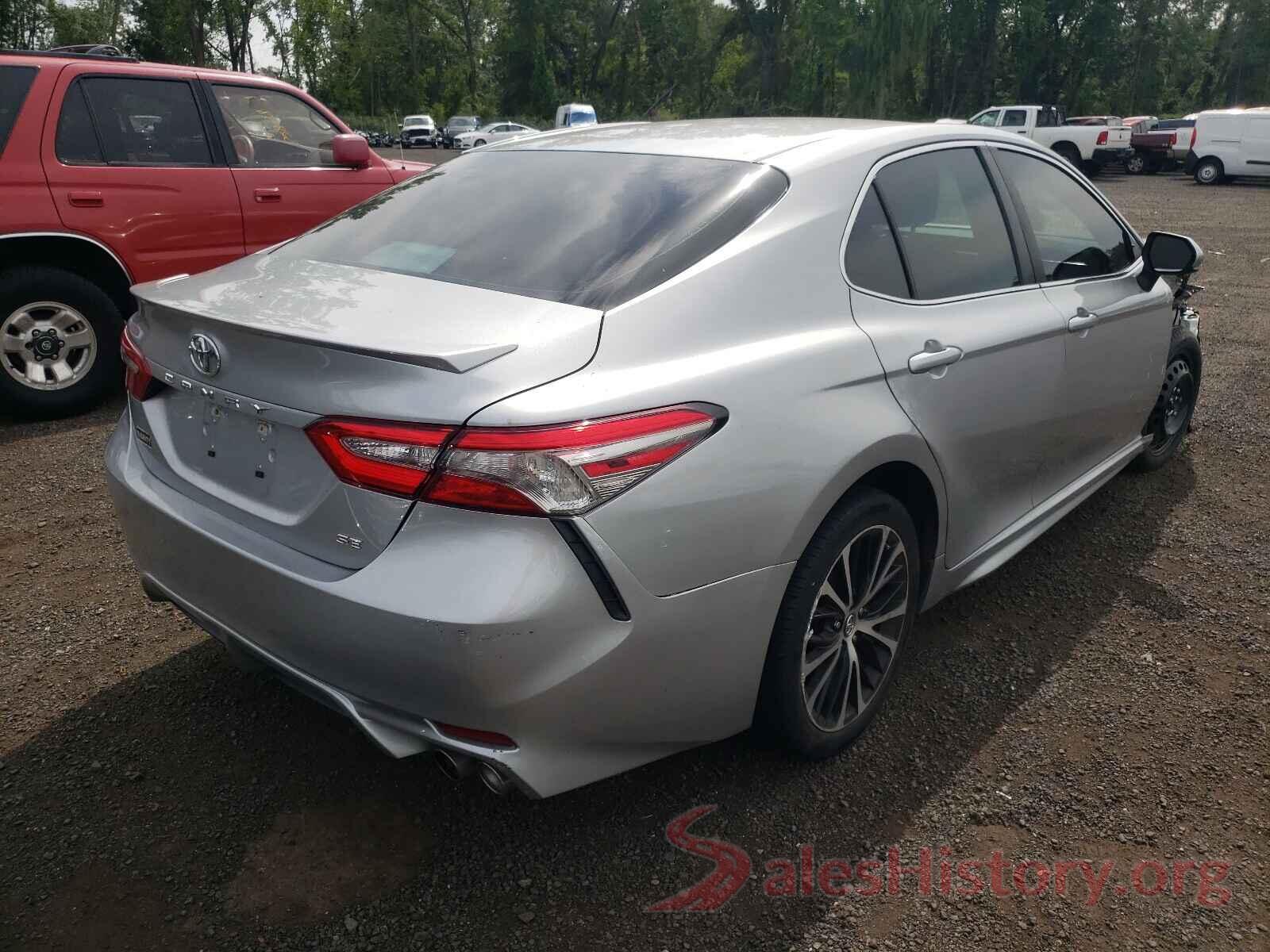 4T1B11HKXJU530127 2018 TOYOTA CAMRY