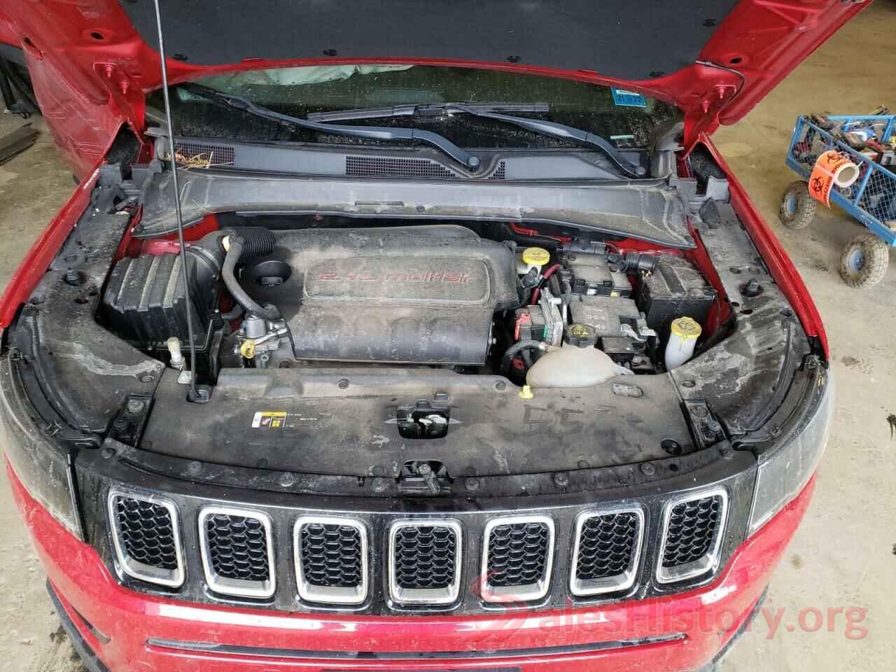 3C4NJDBB0HT646940 2017 JEEP COMPASS