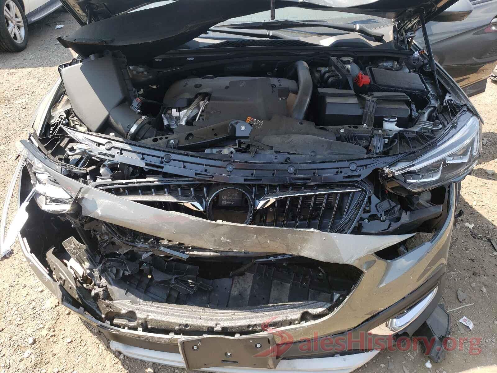 W04GV8SX2J1082277 2018 BUICK REGAL