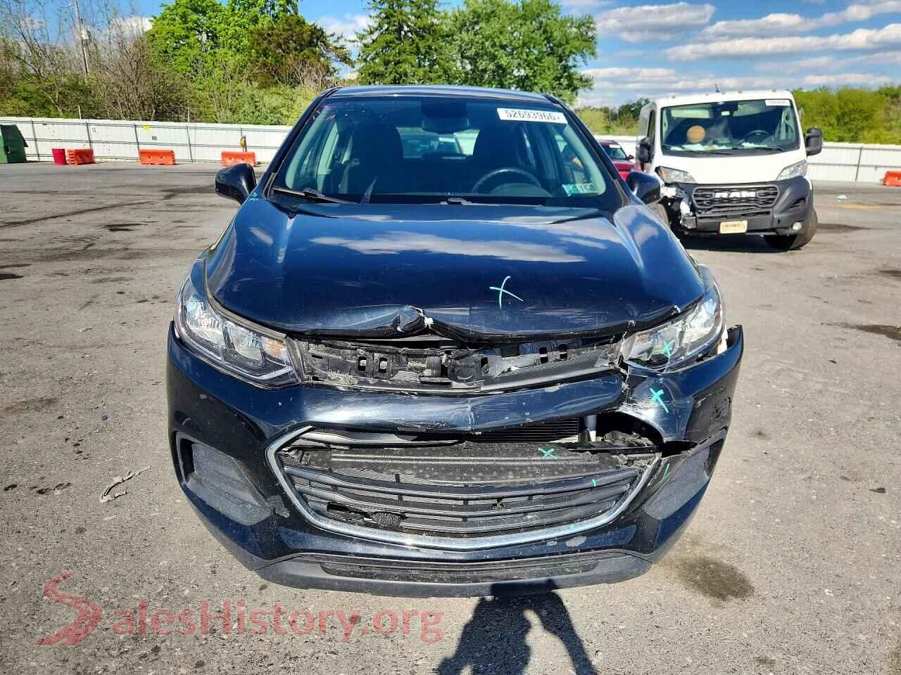 2020 CHEVROLET TRAX VIN KL7CJKSB4LB085161, rear view