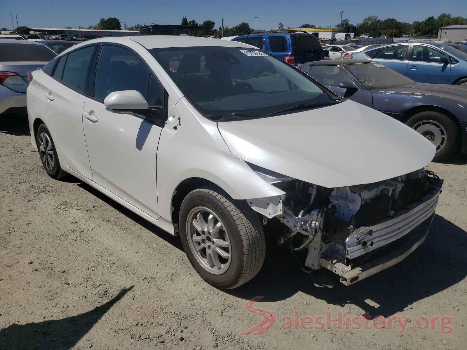 JTDKARFP4J3068526 2018 TOYOTA PRIUS