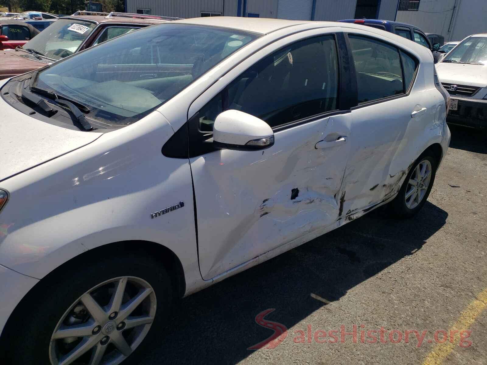 JTDKDTB33G1134723 2016 TOYOTA PRIUS