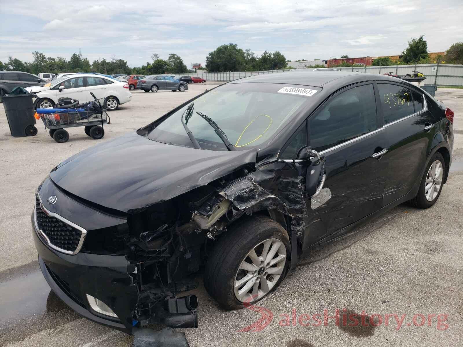 3KPFL4A7XHE084240 2017 KIA FORTE