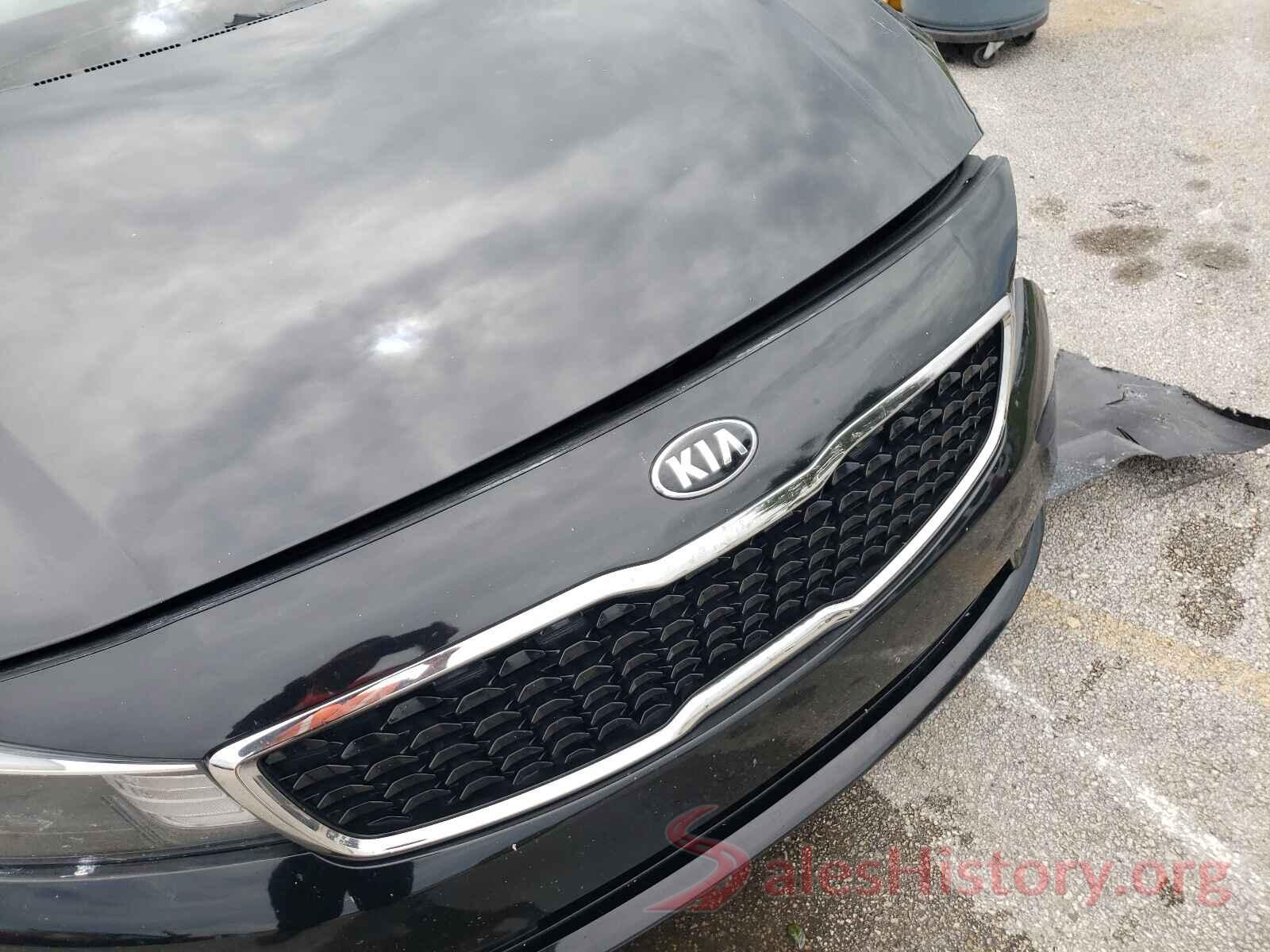 3KPFL4A7XHE084240 2017 KIA FORTE