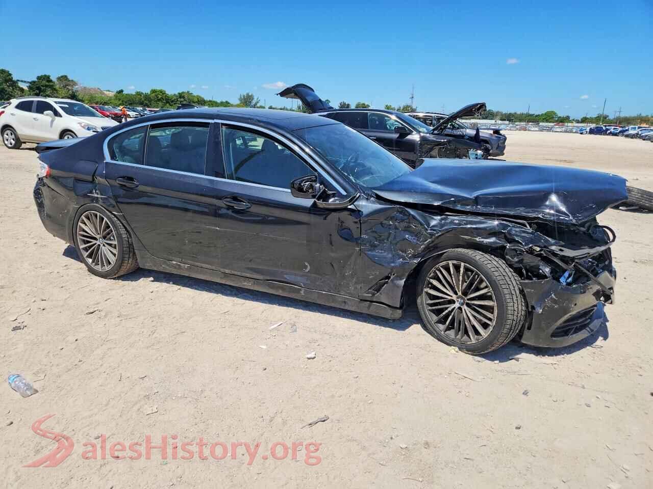 2019 BMW 5 SERIES VIN WBAJA7C53KG912842, rear 3/4 view