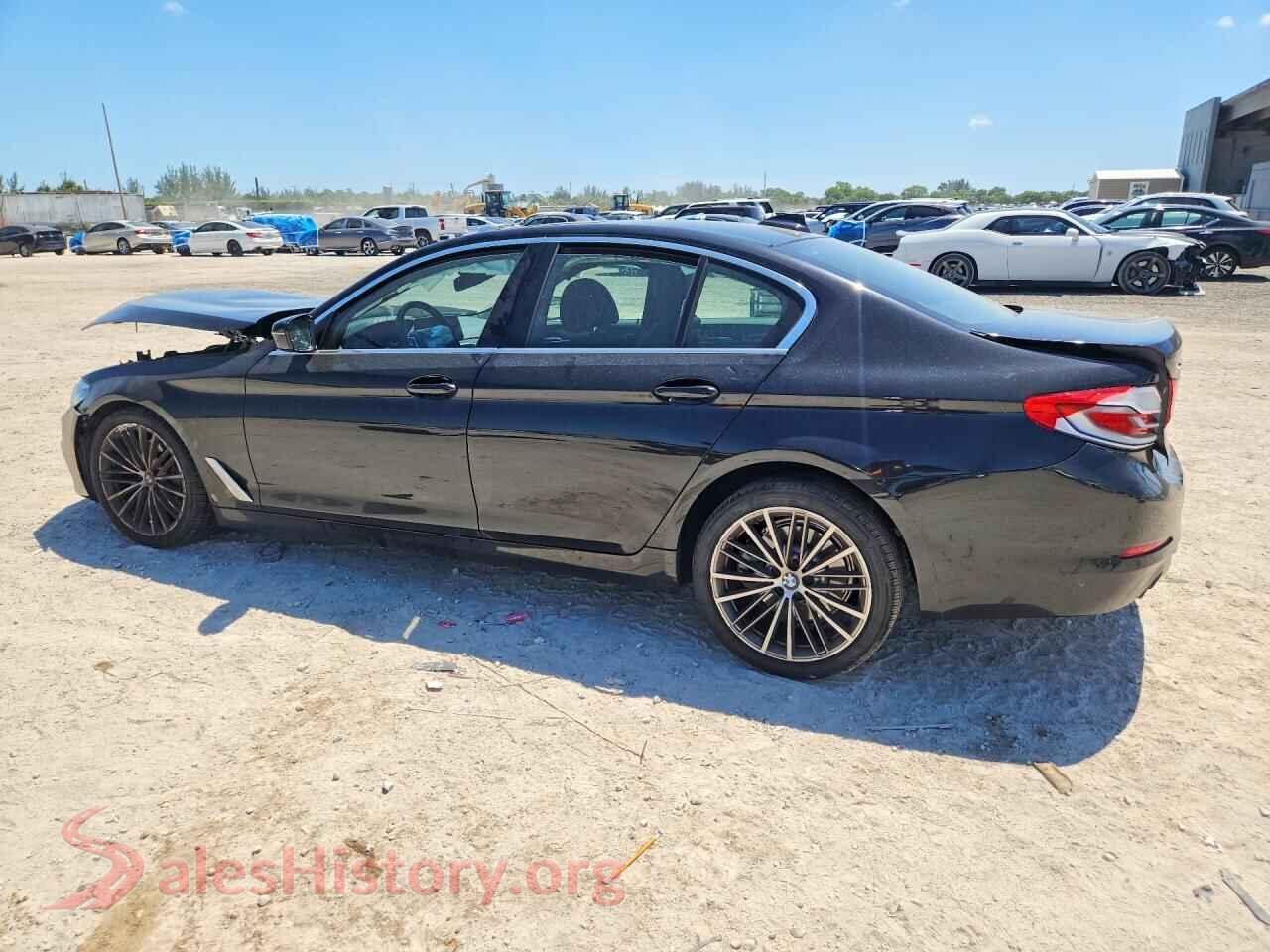 2019 BMW 5 SERIES VIN WBAJA7C53KG912842, front view