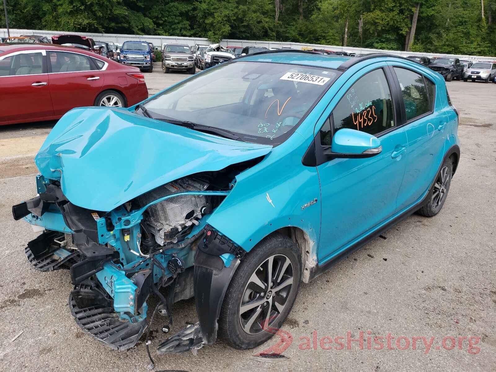 JTDKDTB31J1602472 2018 TOYOTA PRIUS