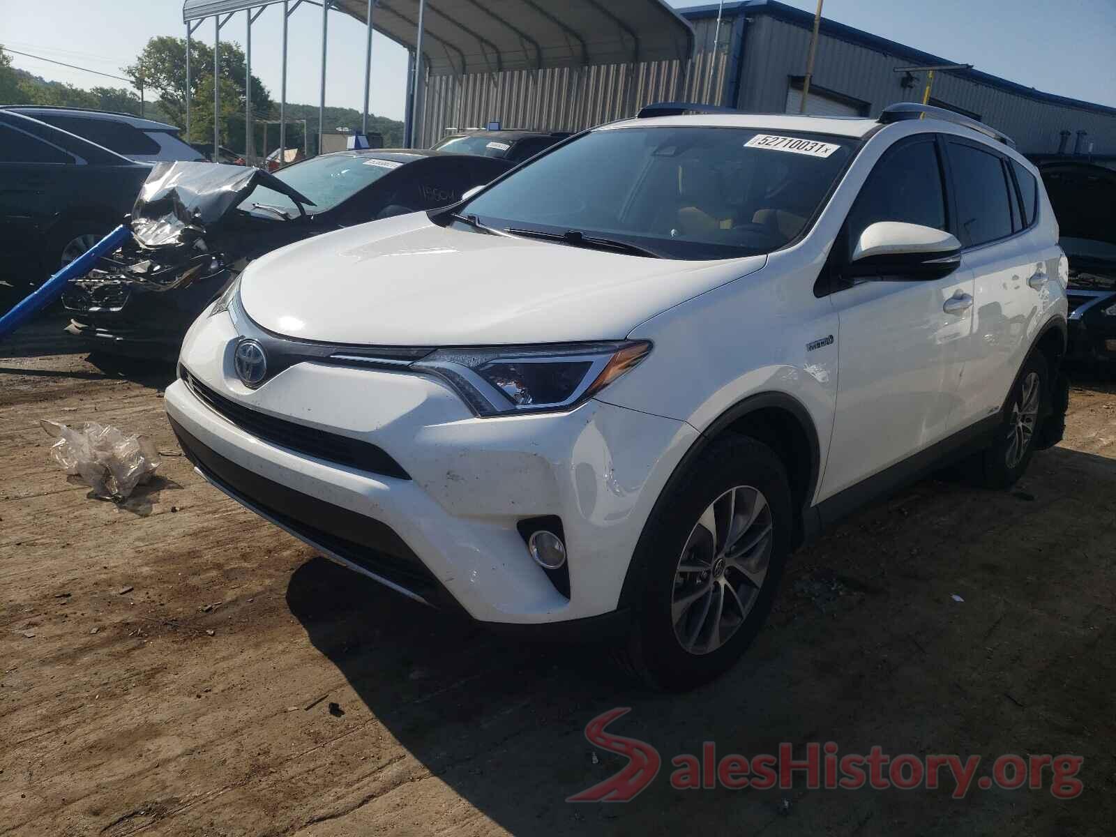 JTMRJREV1HD081611 2017 TOYOTA RAV4