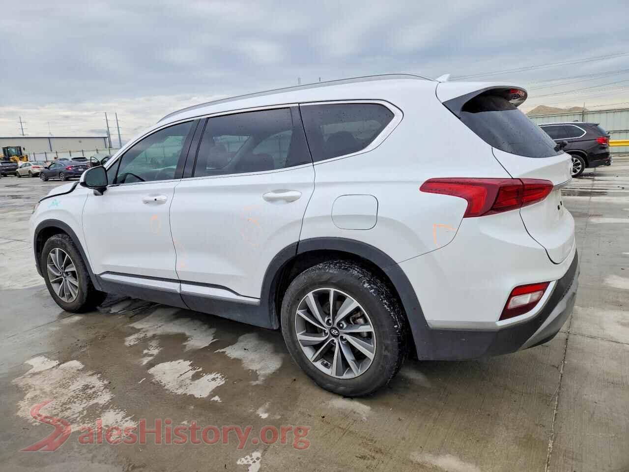 2020 HYUNDAI SANTA FE VIN 5NMS33AD9LH192655, front view