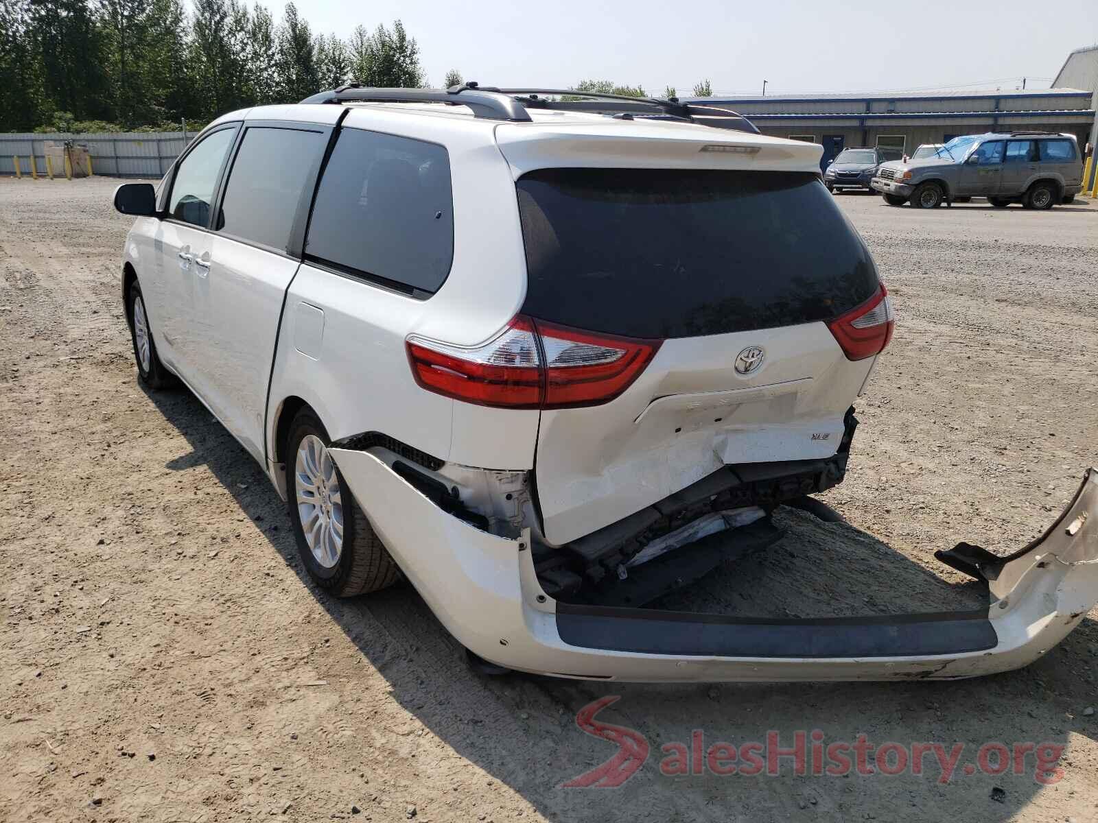 5TDYZ3DC9HS801212 2017 TOYOTA SIENNA