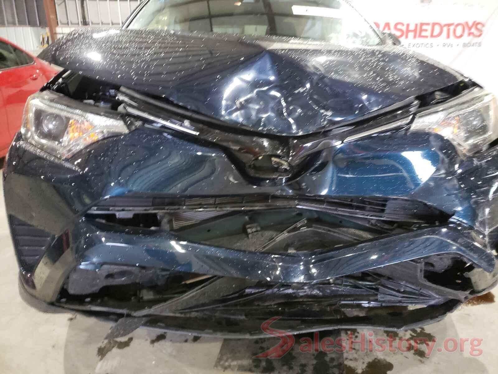 JTMZFREV3JJ167186 2018 TOYOTA RAV4