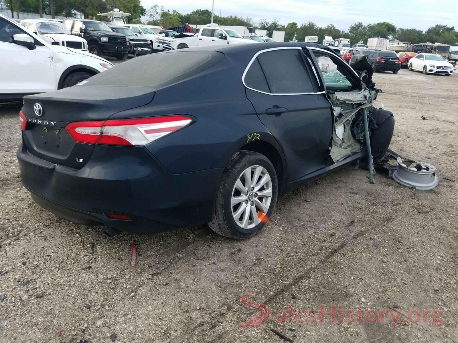 4T1B11HK9JU556914 2018 TOYOTA CAMRY