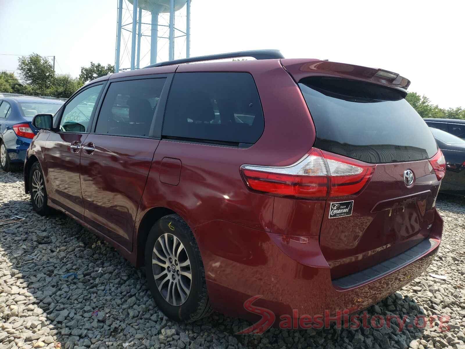 5TDYZ3DC2JS935601 2018 TOYOTA SIENNA