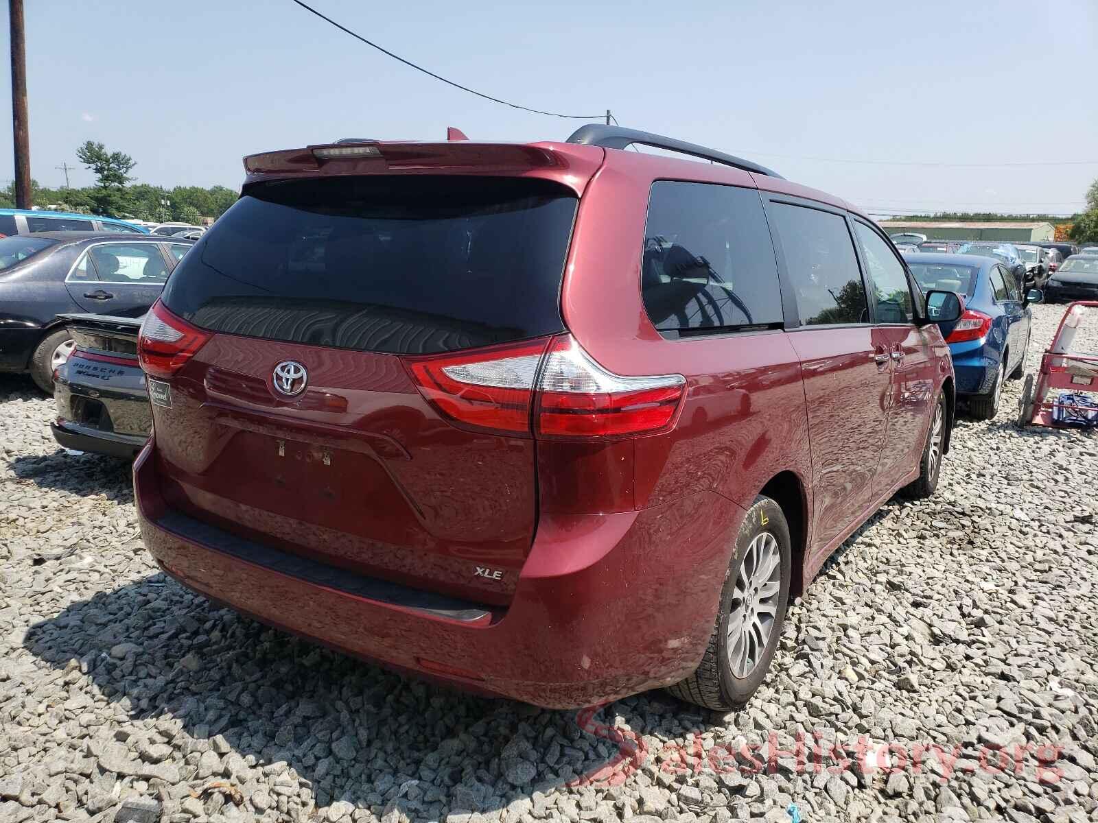 5TDYZ3DC2JS935601 2018 TOYOTA SIENNA