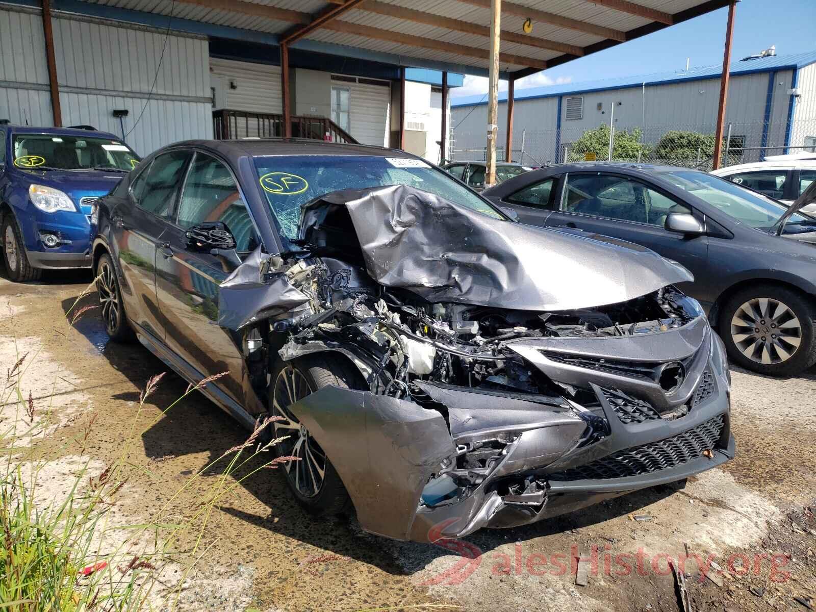 4T1B11HK2KU203173 2019 TOYOTA CAMRY