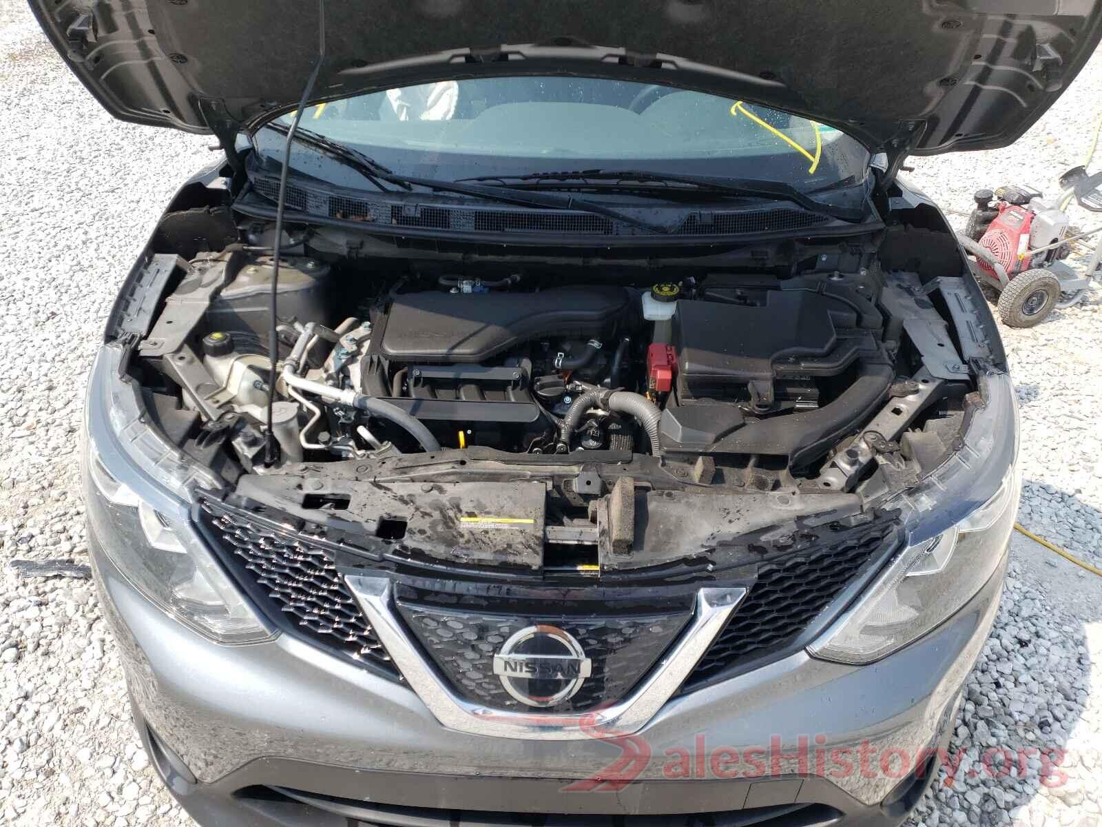 JN1BJ1CP7JW164982 2018 NISSAN ROGUE