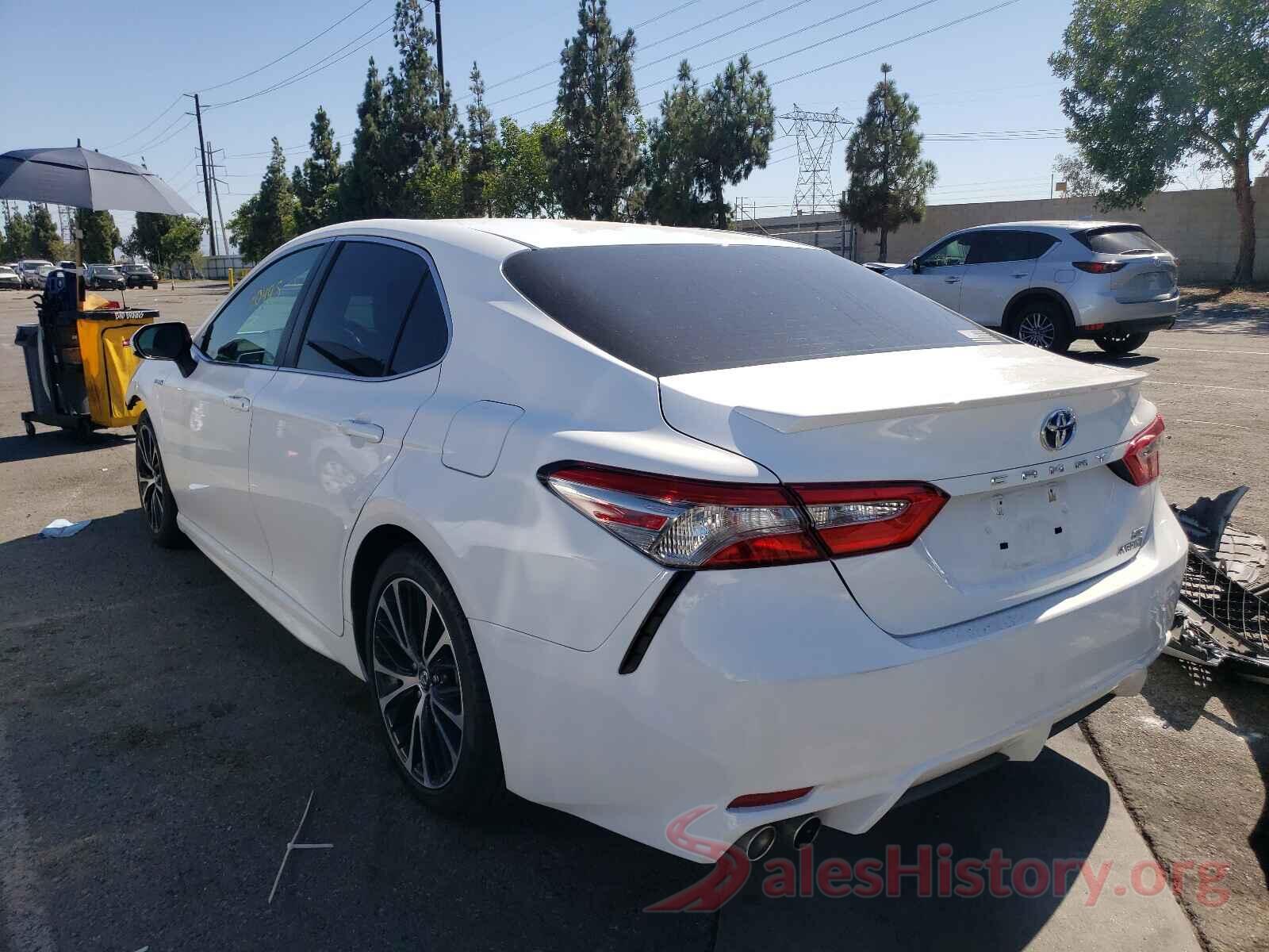 4T1B21HK2JU501931 2018 TOYOTA CAMRY