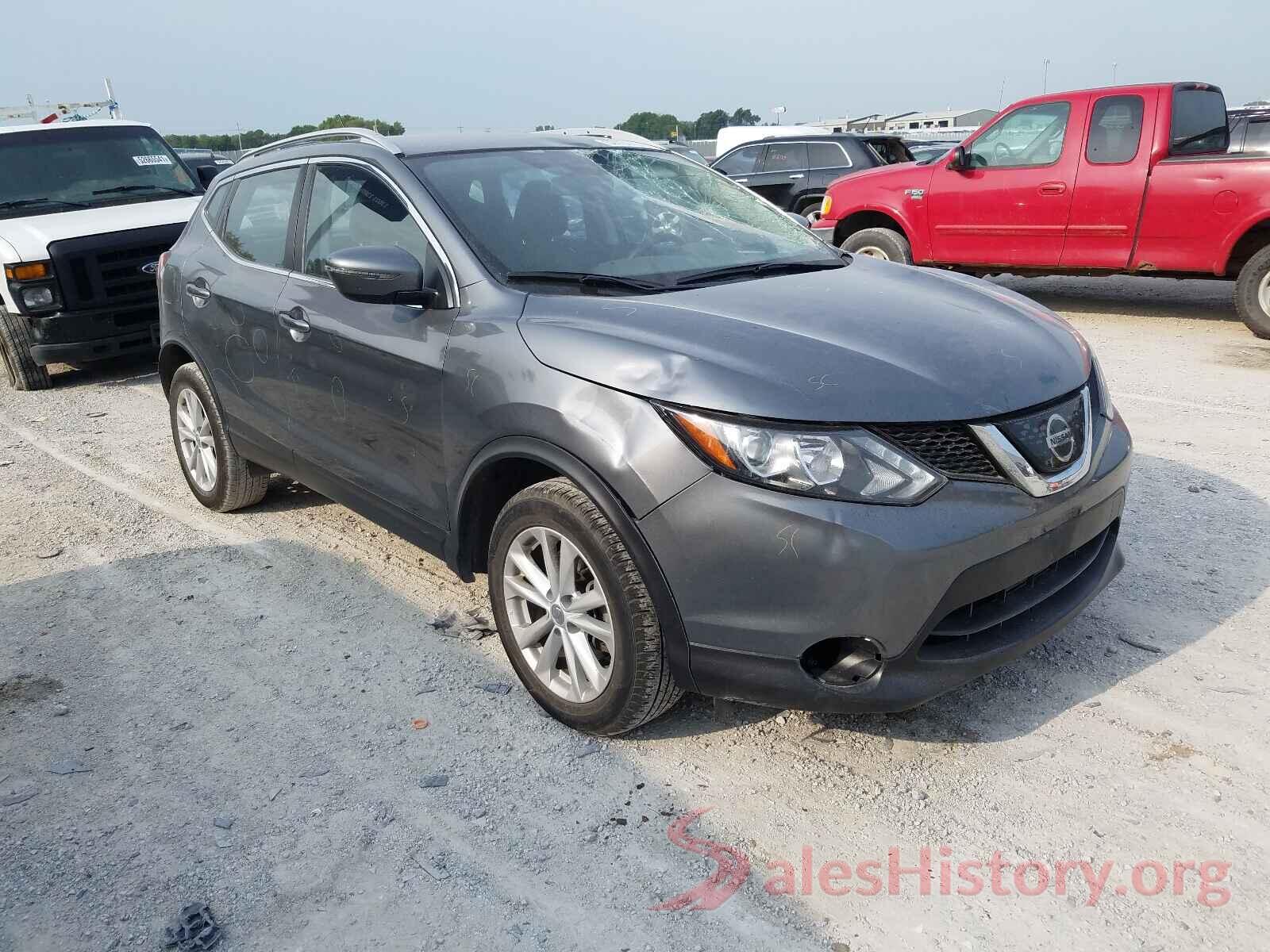 JN1BJ1CR9JW287510 2018 NISSAN ROGUE