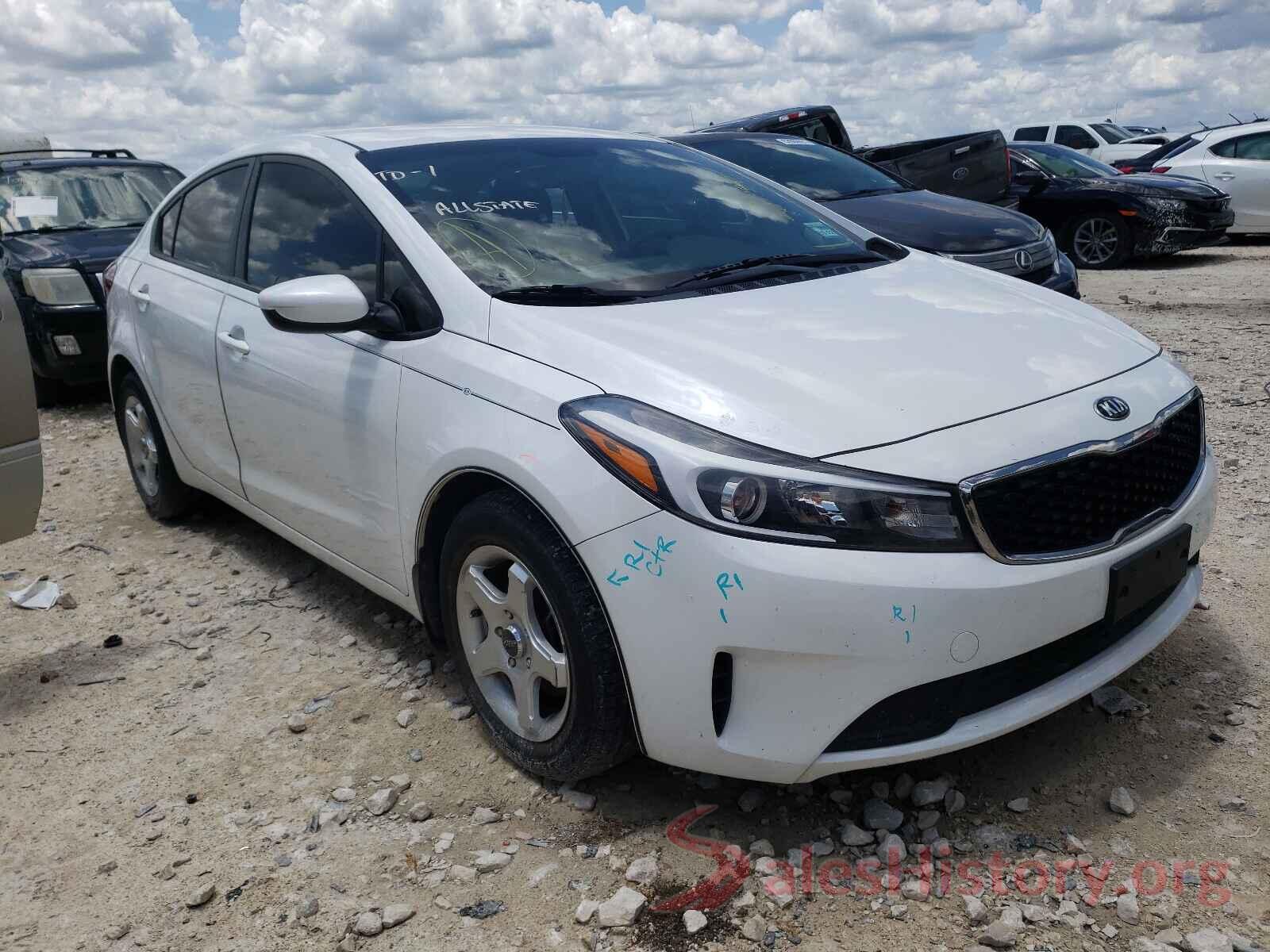 3KPFL4A7XHE075862 2017 KIA FORTE