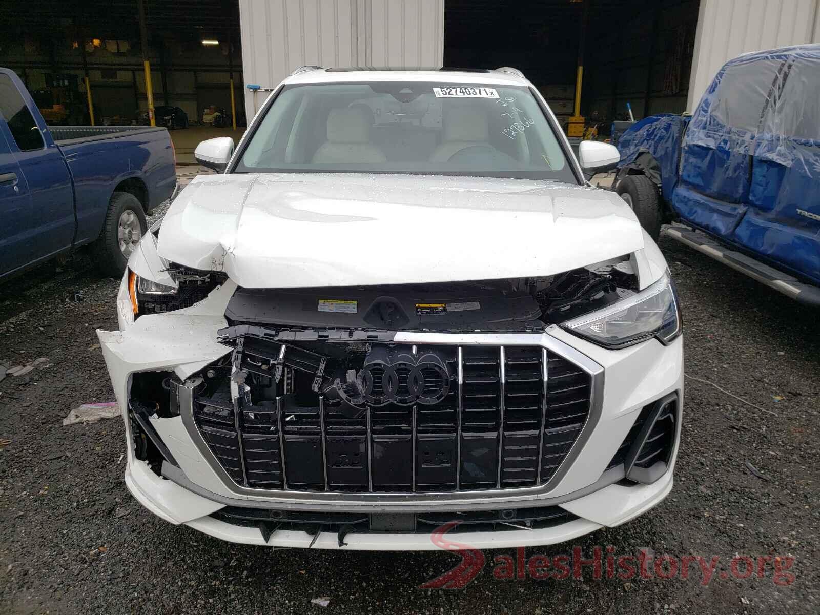 WA1DECF36M1127366 2021 AUDI Q3