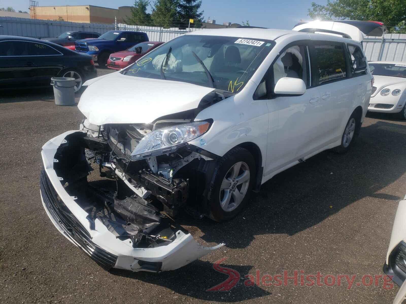 5TDKZ3DCXLS070319 2020 TOYOTA SIENNA