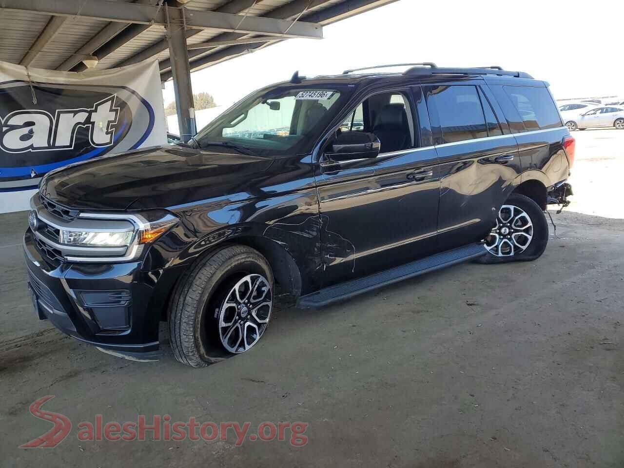 2024 FORD EXPEDITION VIN 1FMJU1J82REA19745, auction photo