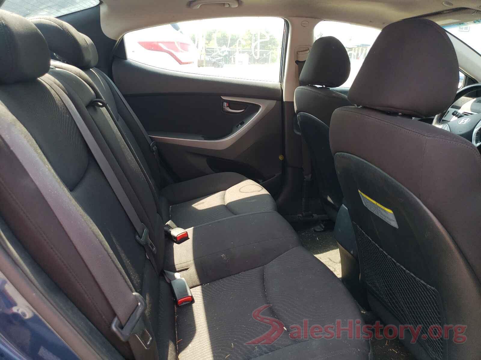 KMHDH4AE8GU568443 2016 HYUNDAI ELANTRA