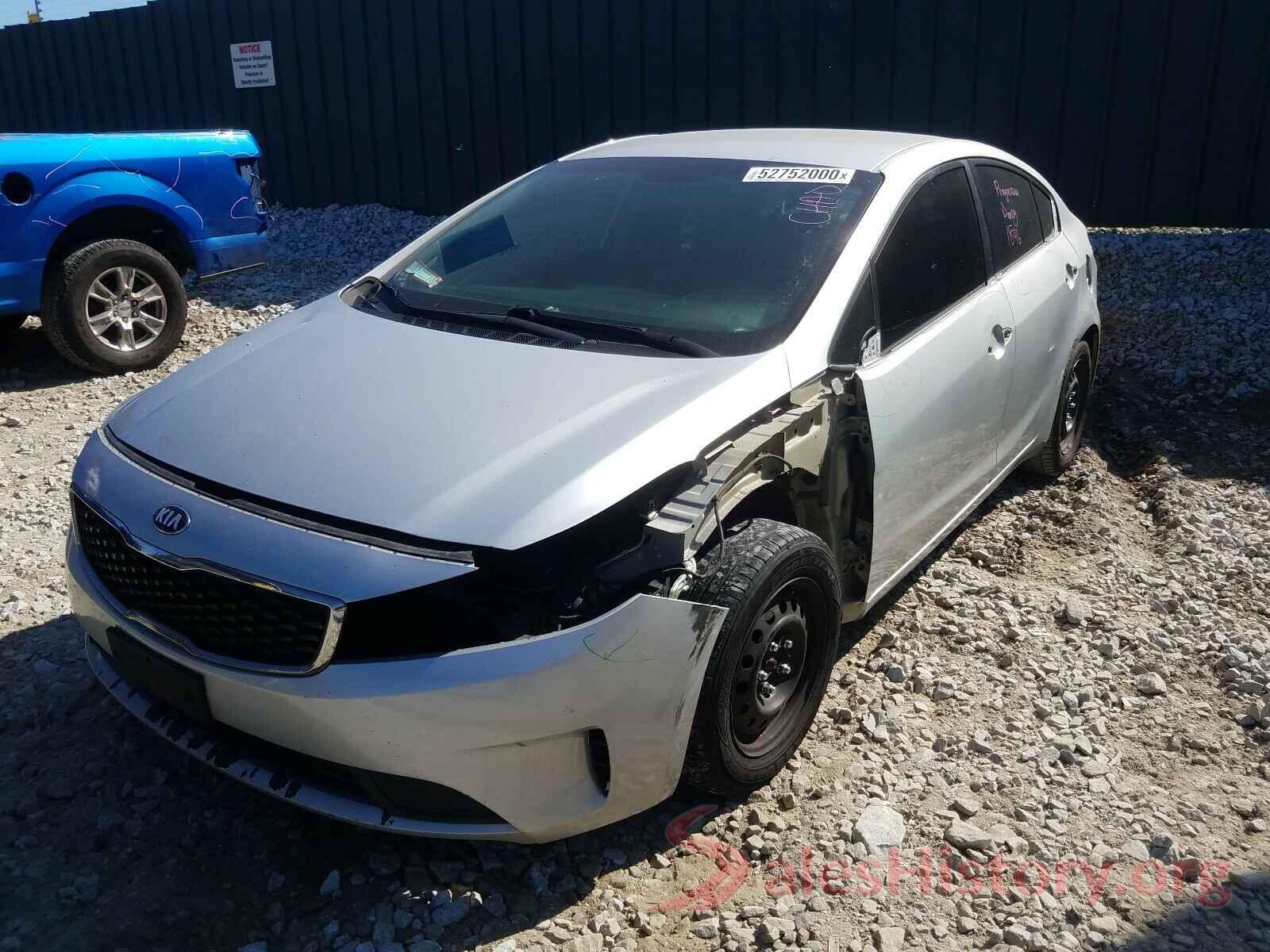 3KPFK4A78HE091948 2017 KIA FORTE