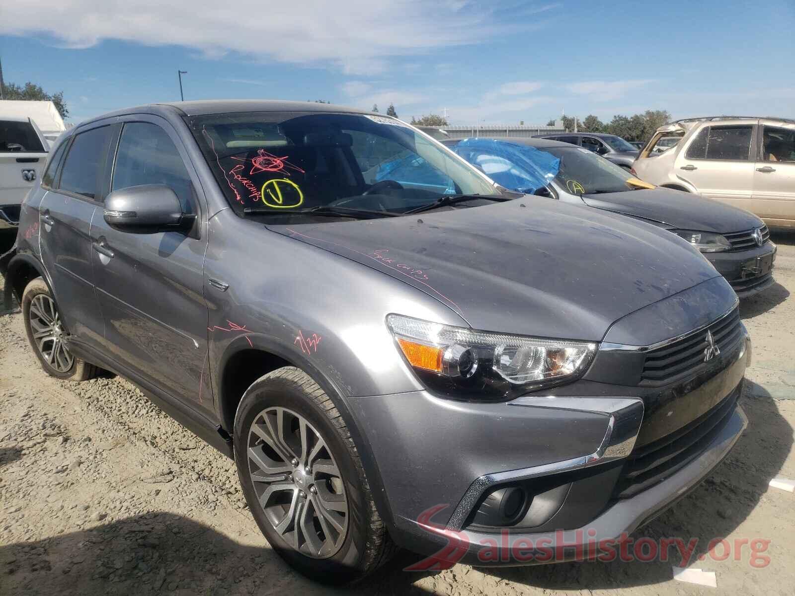 JA4AP3AU8HZ003670 2017 MITSUBISHI OUTLANDER