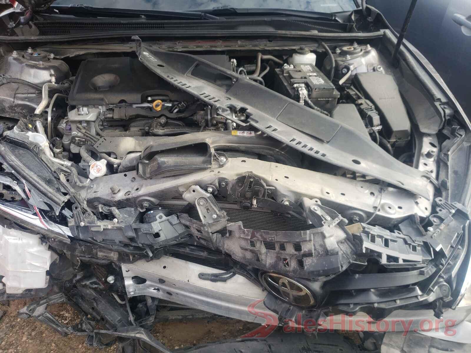 4T1B11HK7JU008863 2018 TOYOTA CAMRY