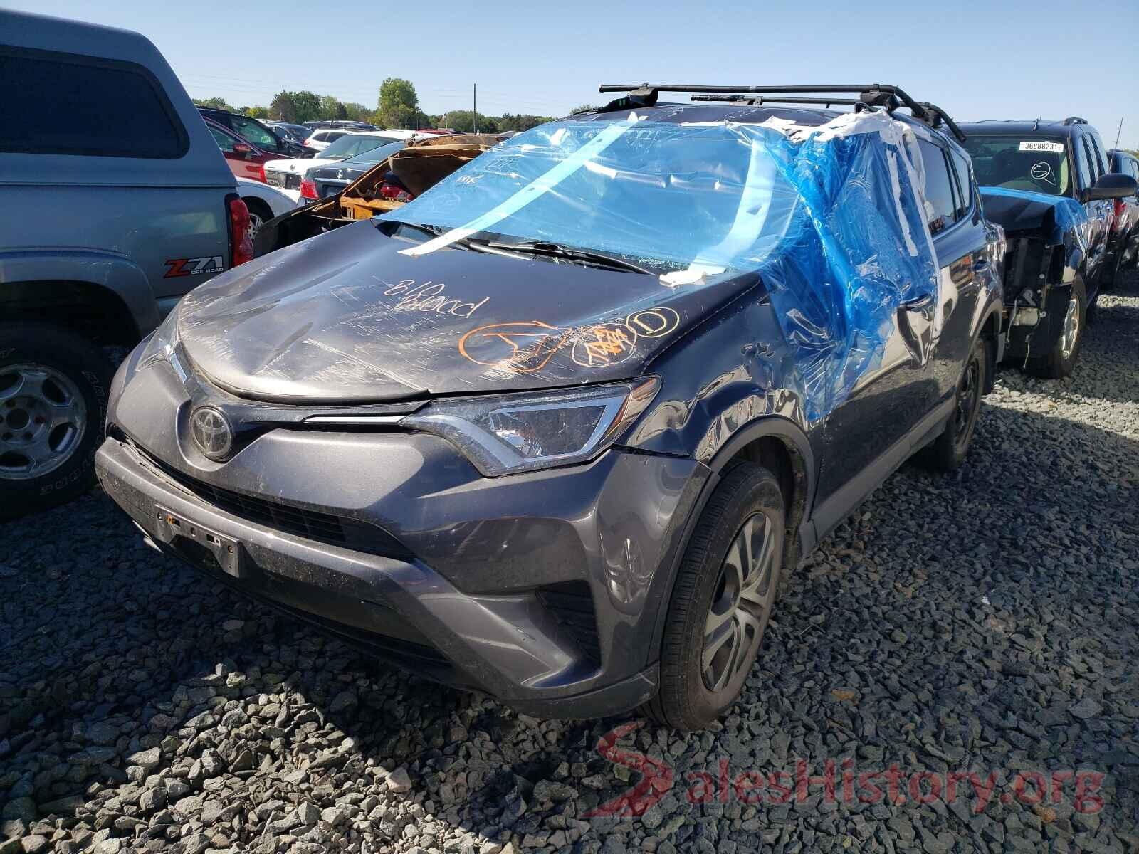 2T3BFREV2HW660807 2017 TOYOTA RAV4