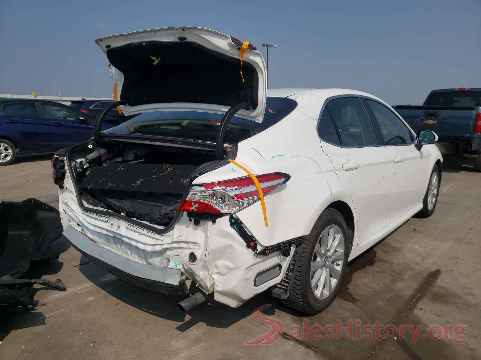 4T1B11HK1JU563484 2018 TOYOTA CAMRY