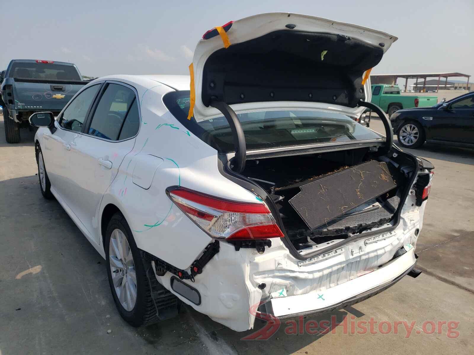 4T1B11HK1JU563484 2018 TOYOTA CAMRY