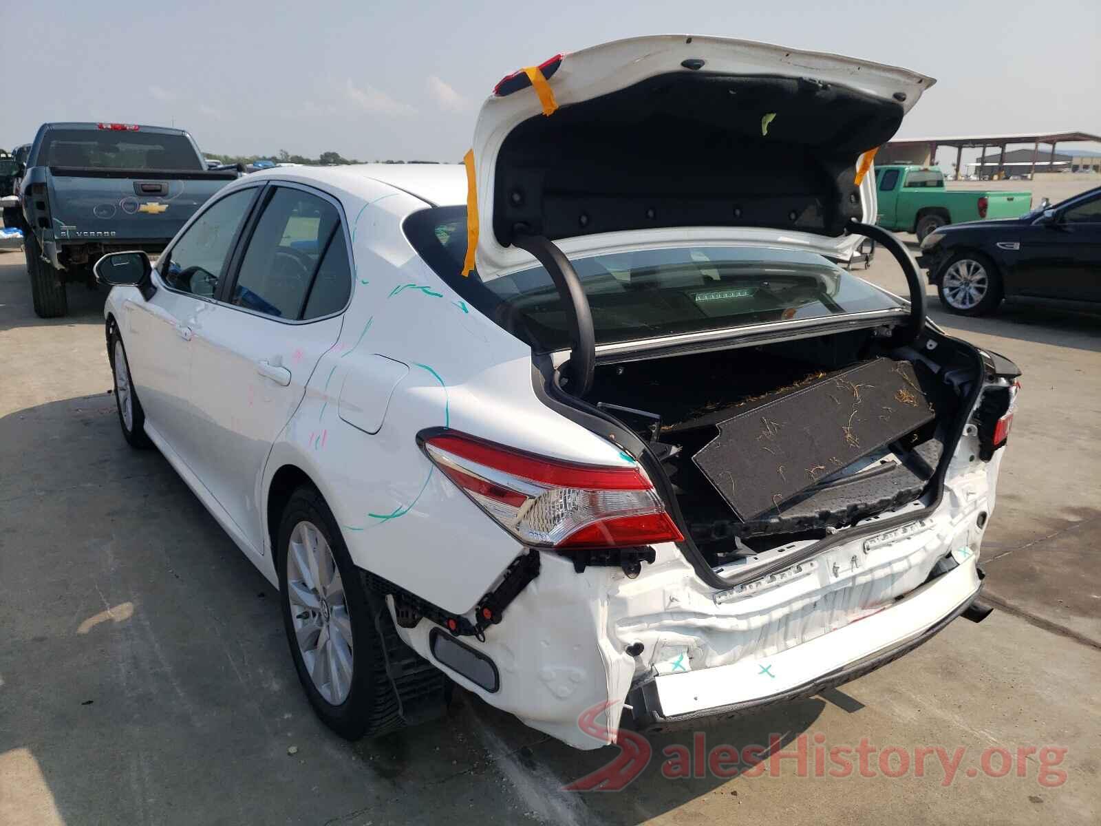 4T1B11HK1JU563484 2018 TOYOTA CAMRY