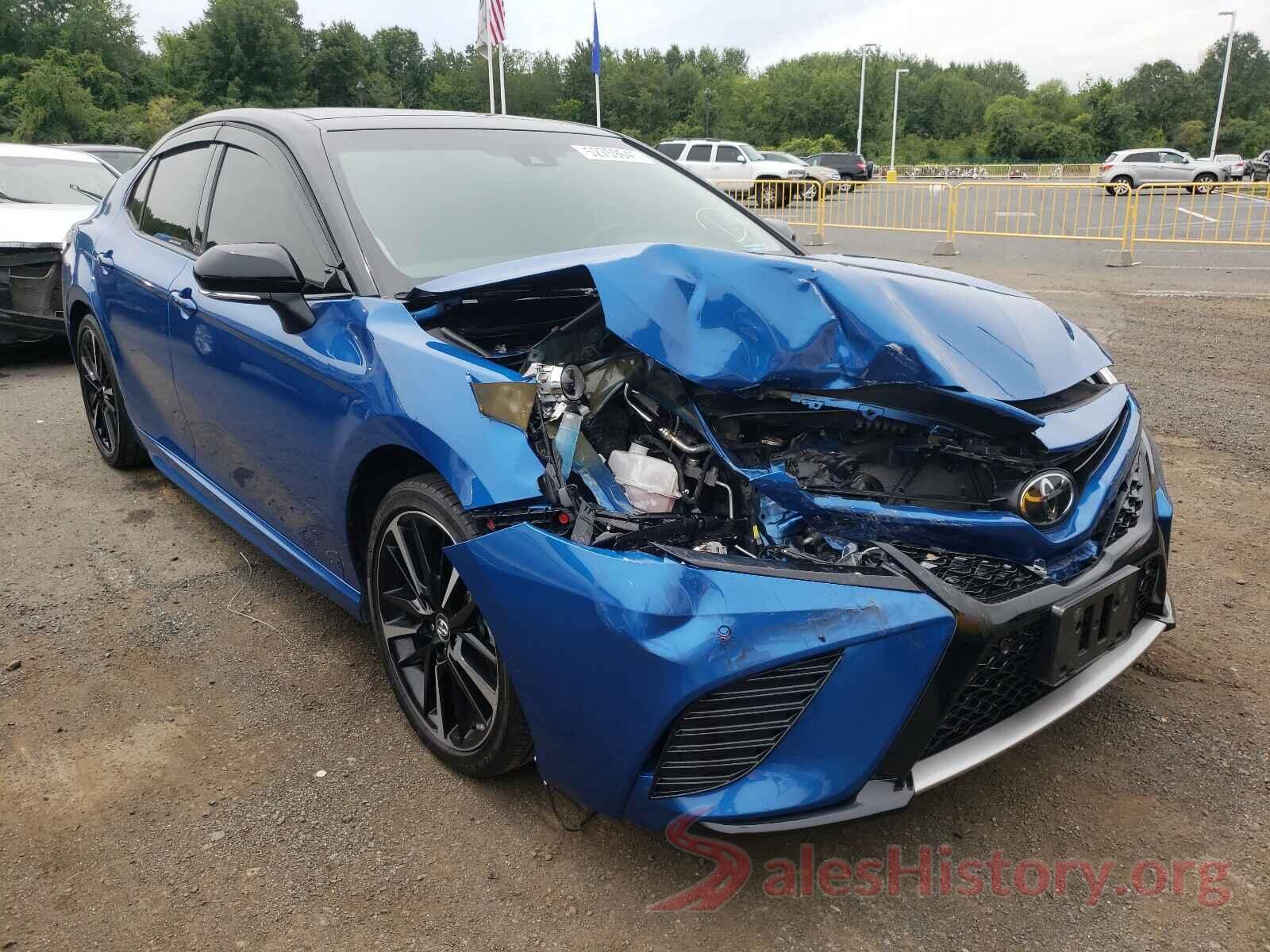 4T1B61HK9JU153226 2018 TOYOTA CAMRY