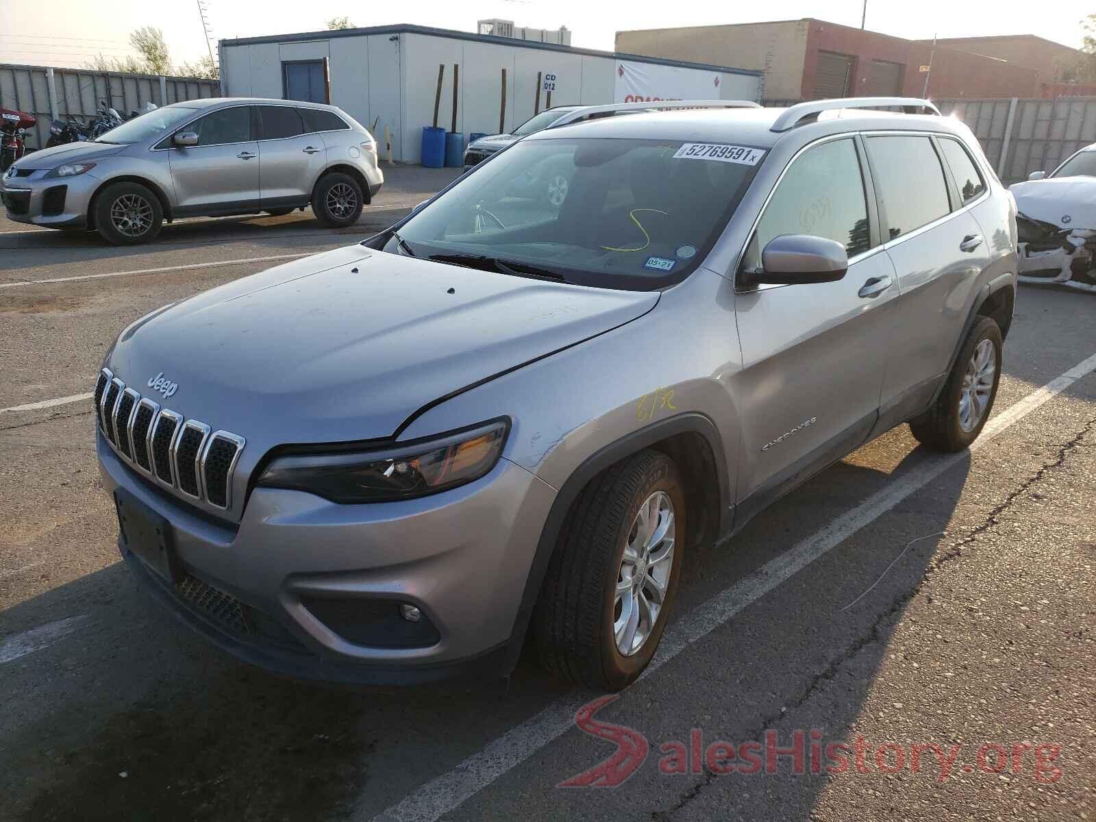 1C4PJLCB1KD263135 2019 JEEP CHEROKEE