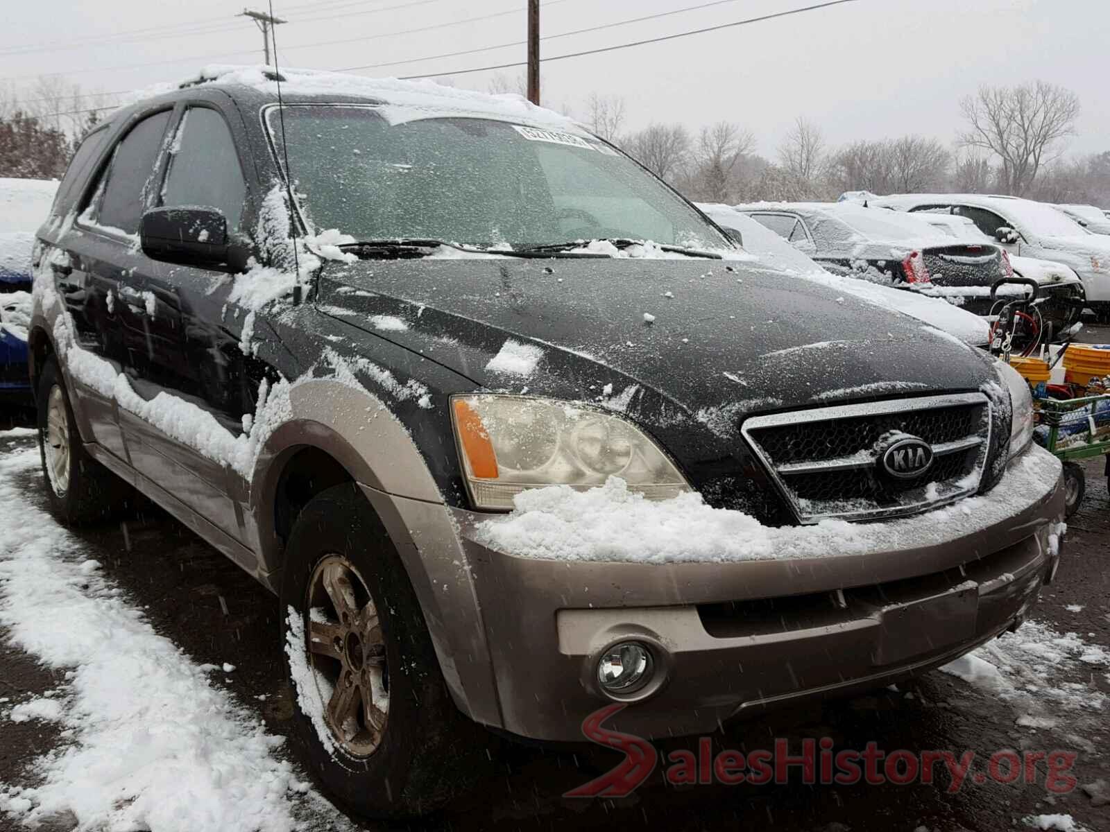 KNDJC733145314954 2004 KIA SORENTO EX