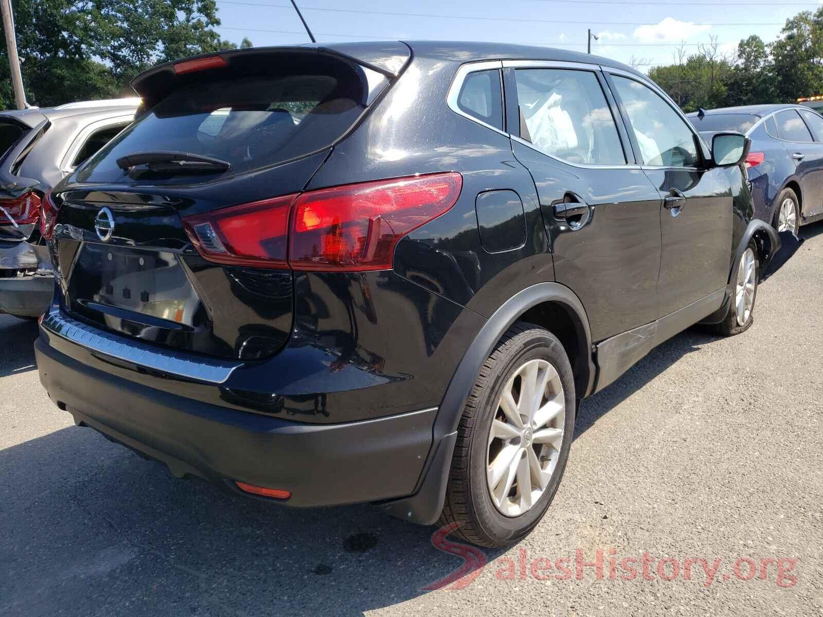 JN1BJ1CP3JW165367 2018 NISSAN ROGUE