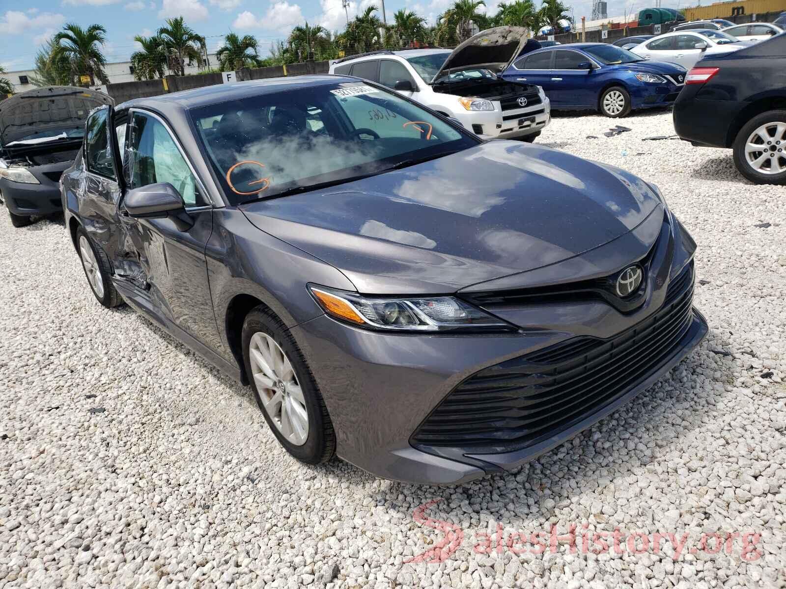 4T1B11HKXJU154609 2018 TOYOTA CAMRY