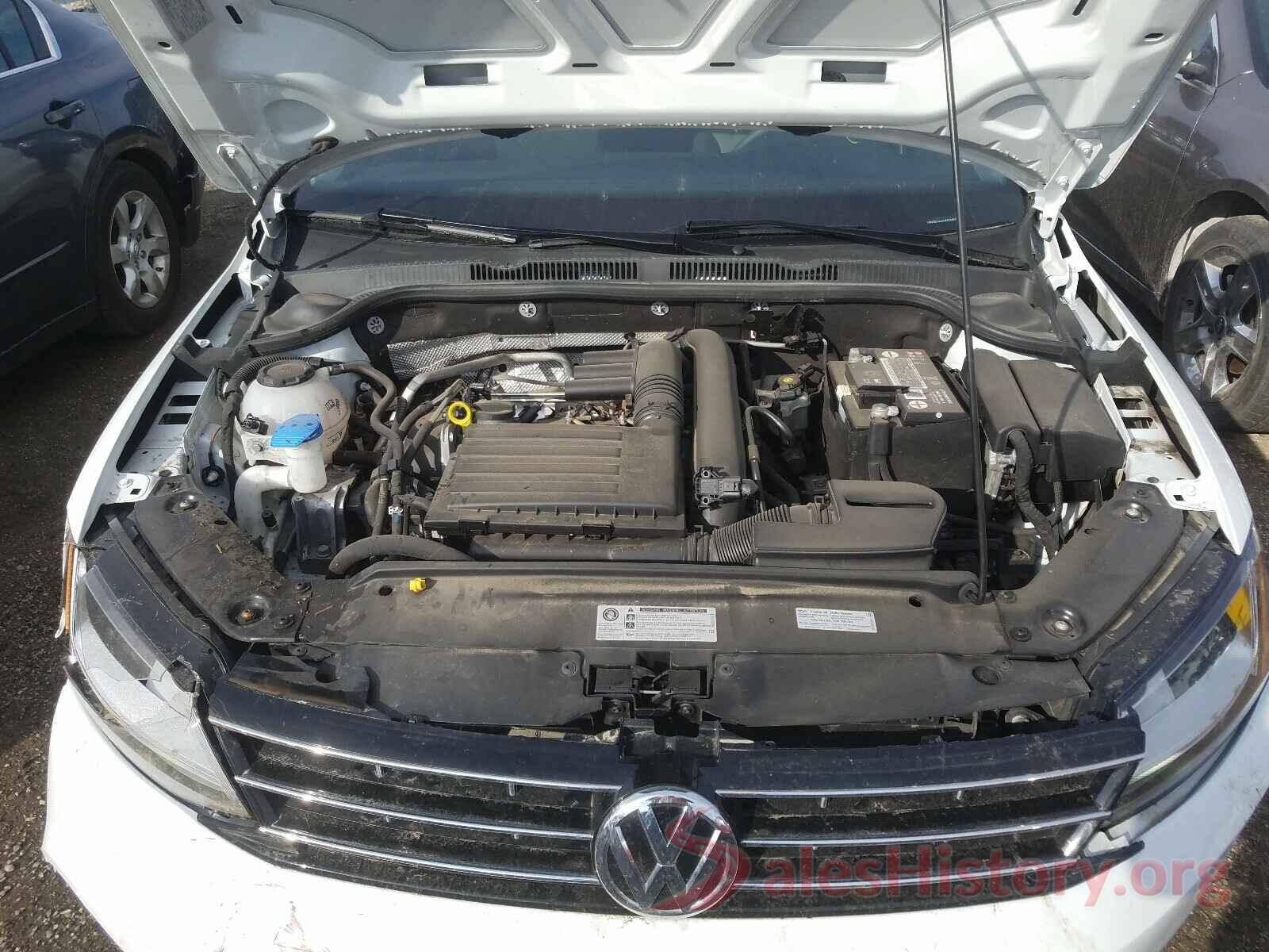 3VW2B7AJ2JM258082 2018 VOLKSWAGEN JETTA