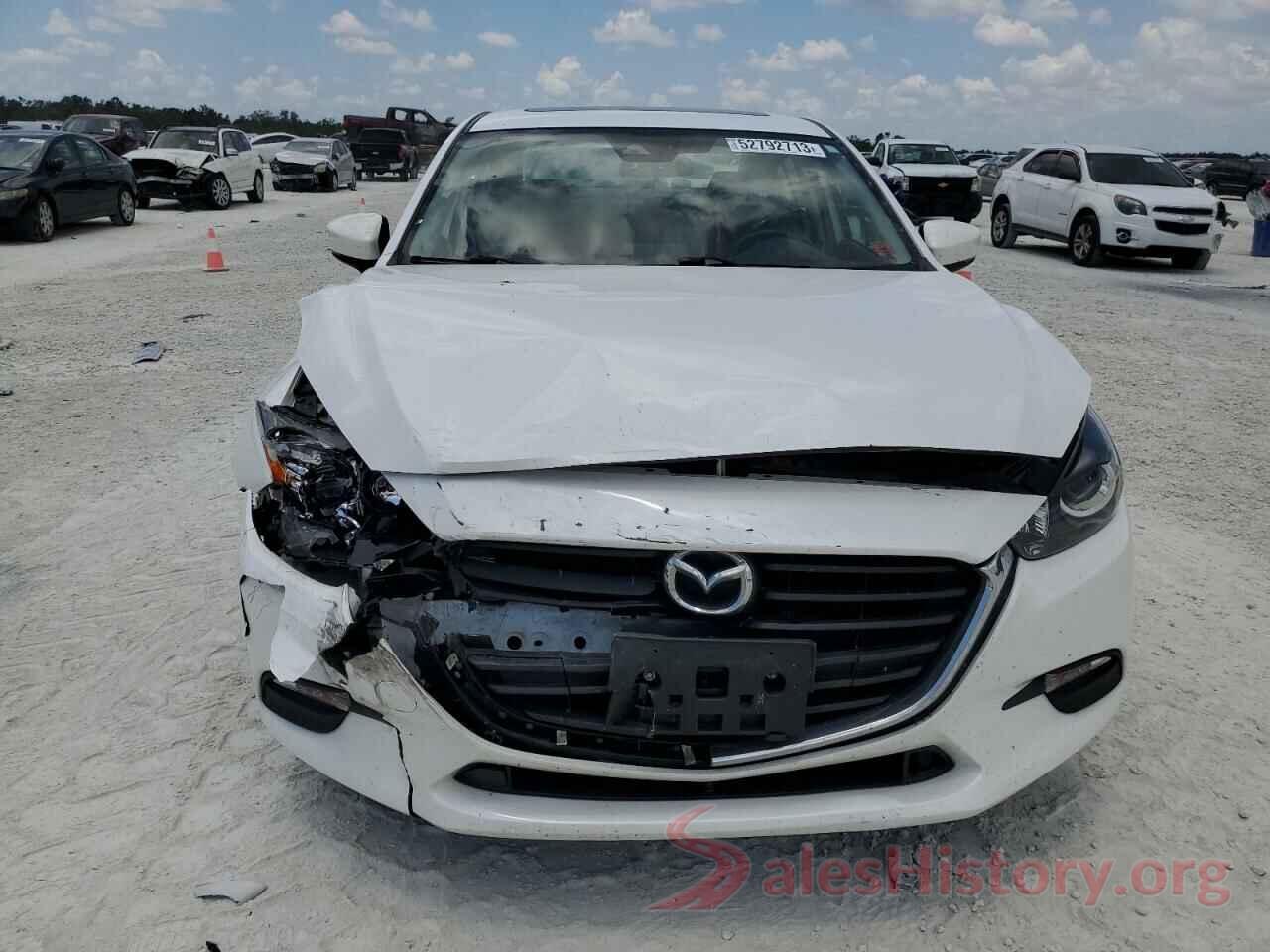 3MZBN1V31JM223632 2018 MAZDA 3