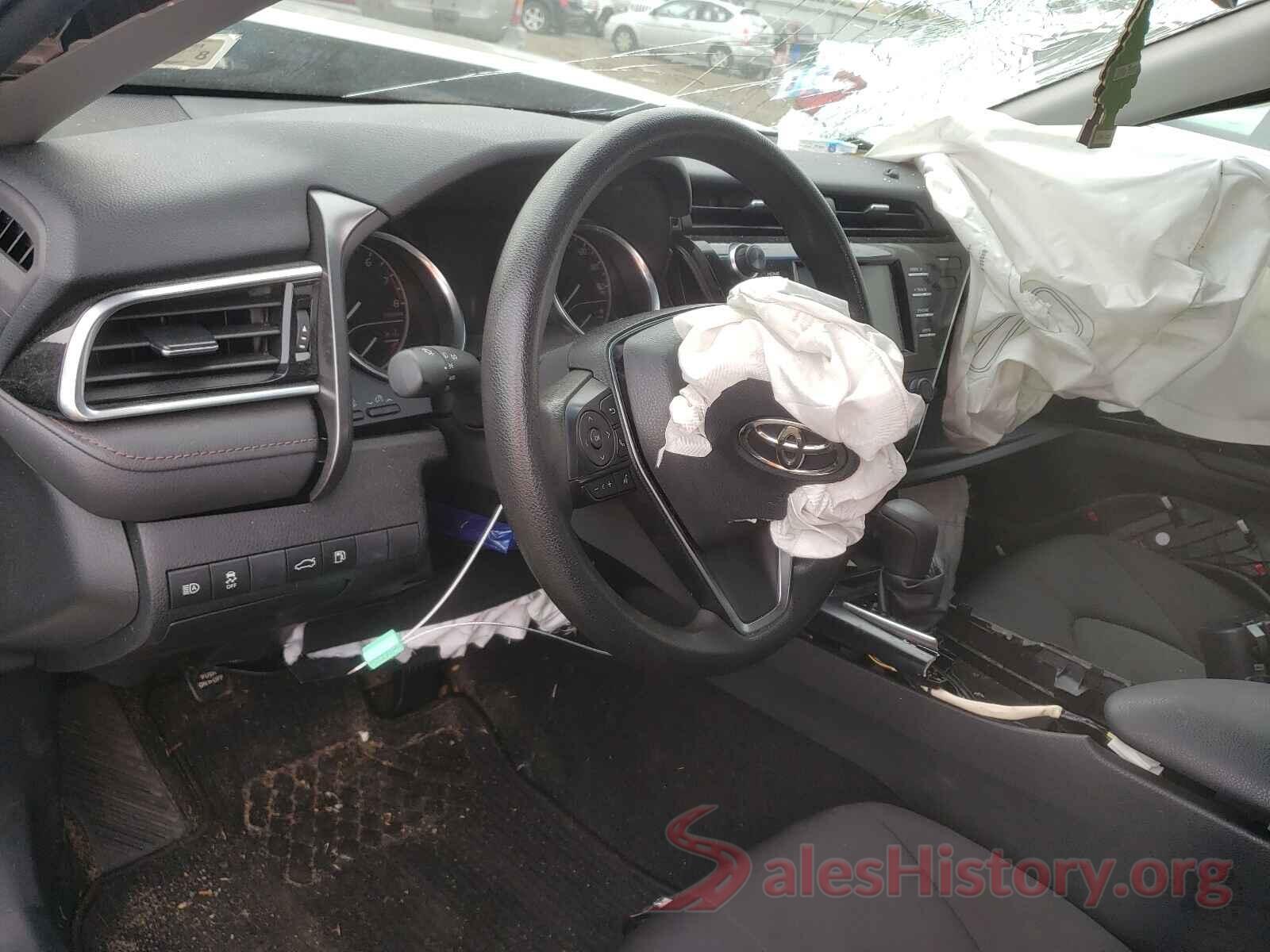 4T1B11HK2JU536617 2018 TOYOTA CAMRY